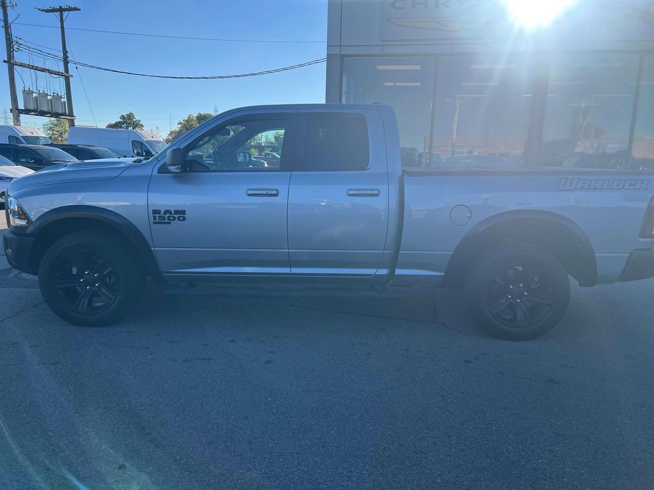2022 RAM 1500 Warlock Quad 4x4 V6 *CARPLAY *PARKSENSE *SIDE STEP Photo