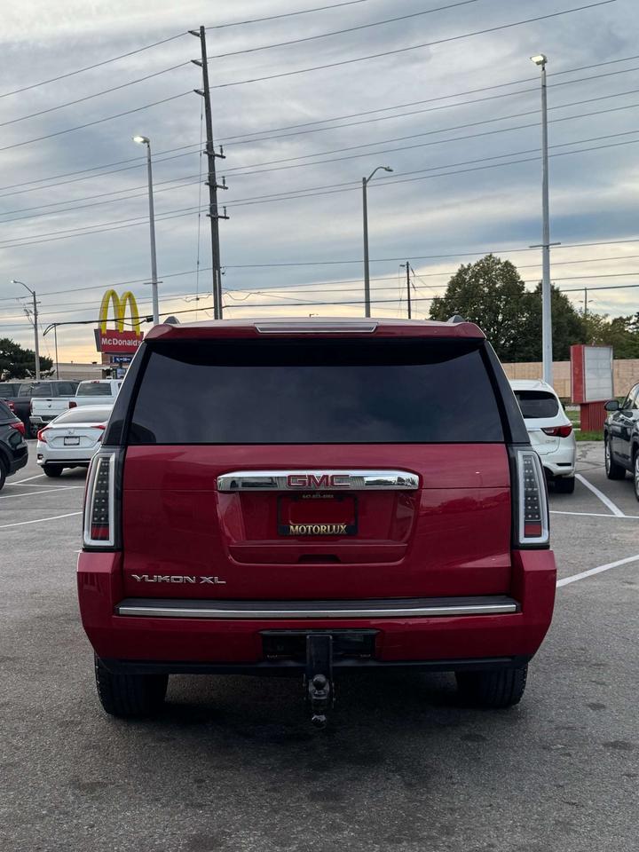 2015 GMC Yukon 4WD 4dr Denali Photo