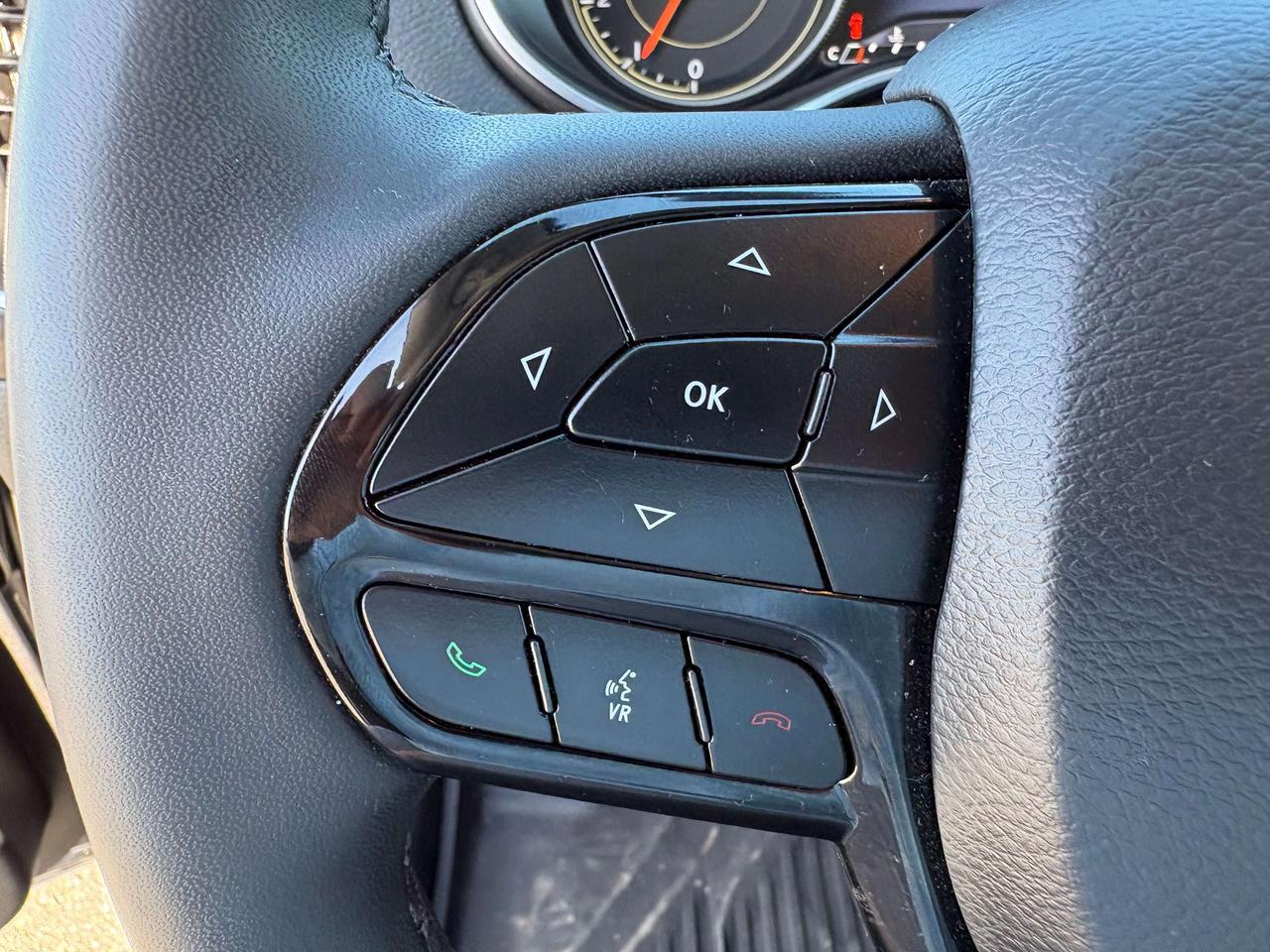 2023 Jeep Cherokee Altitude - htd seat/wheel Photo