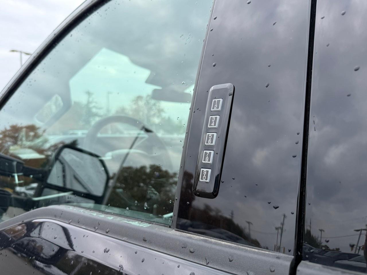 2026 Ford SUPER DUTY F-250 SRW  Photo