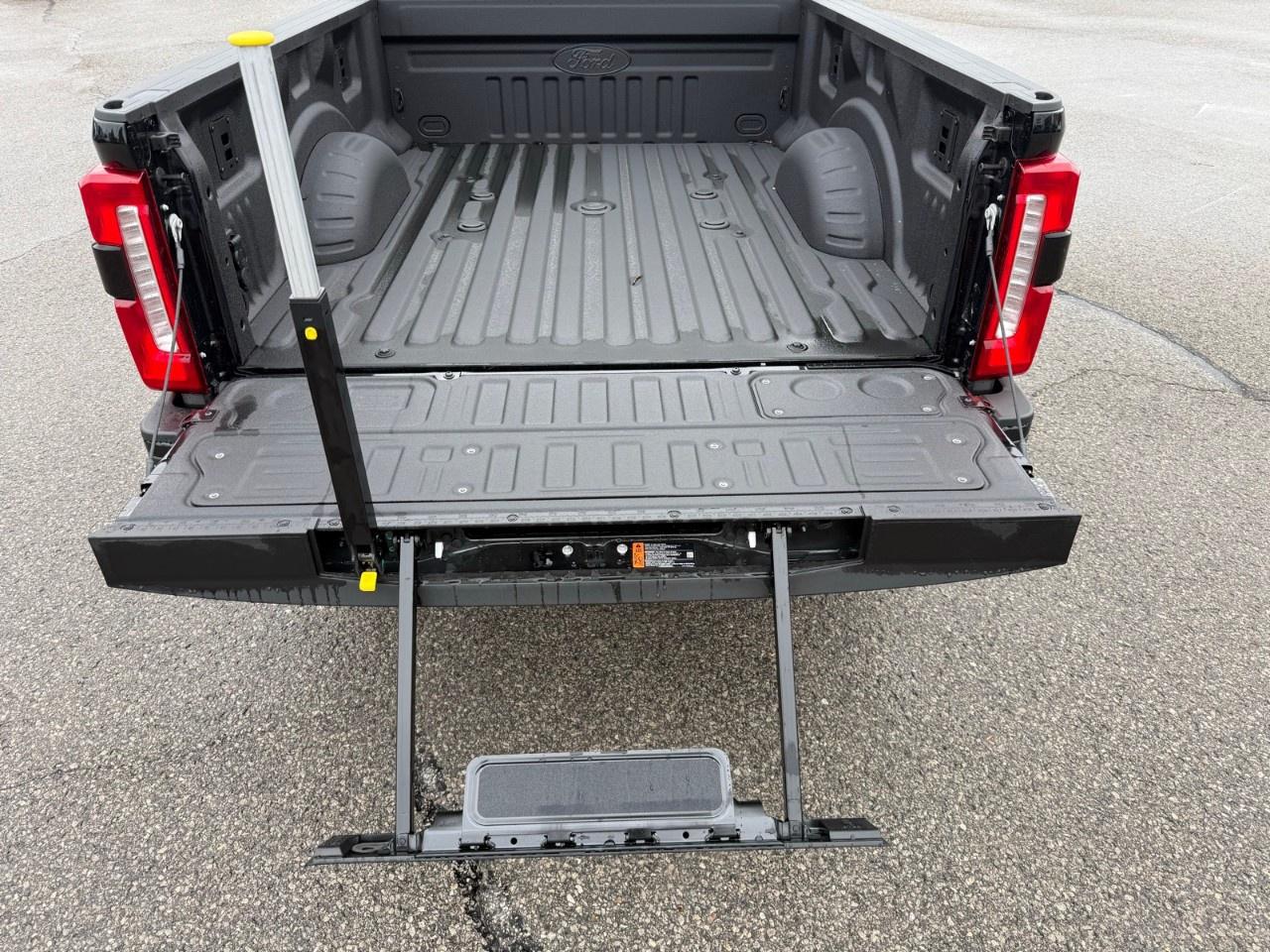 2026 Ford SUPER DUTY F-250 SRW  Photo