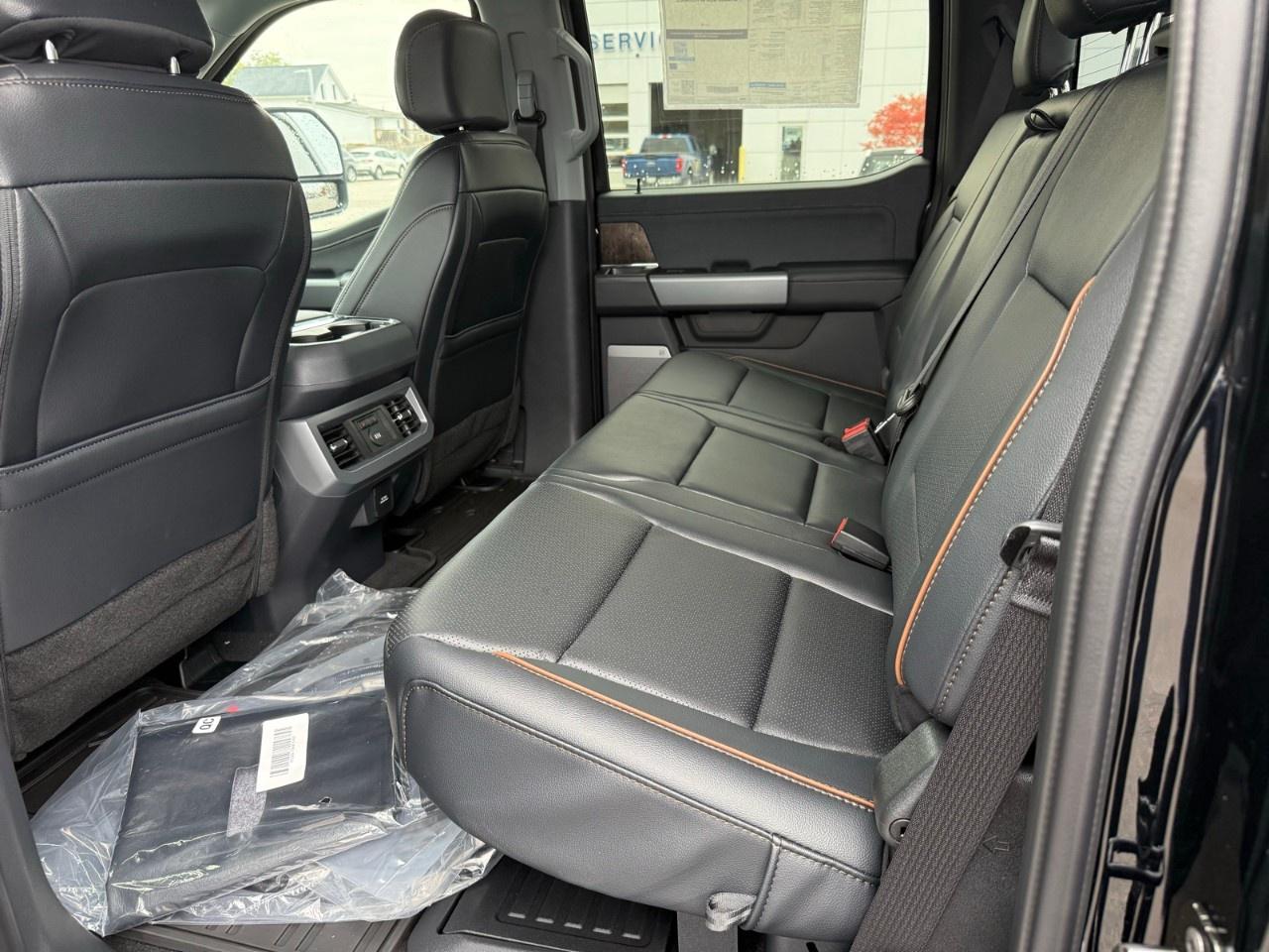 2026 Ford SUPER DUTY F-250 SRW  Photo