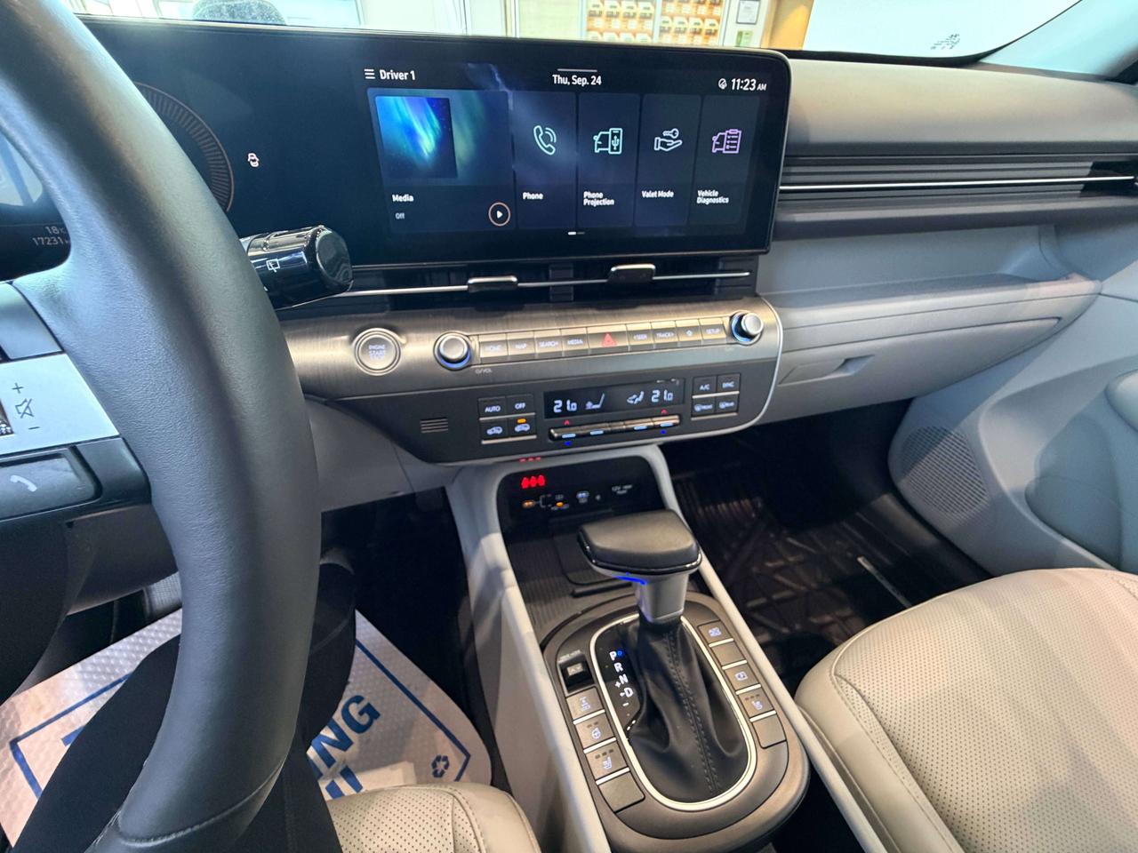 2024 Hyundai KONA KONA TREND AWD Photo