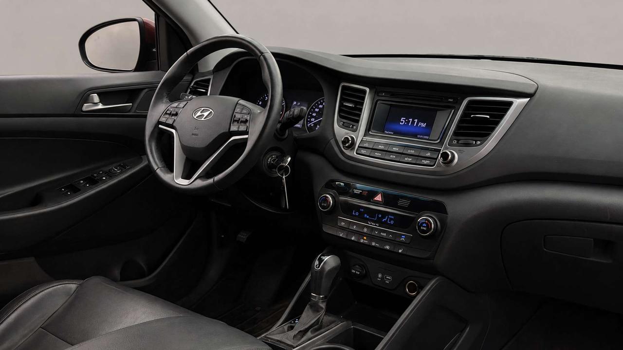 2017 Hyundai Tucson SE   Certified   AWD   No Accident   Sunroof   Leather Photo