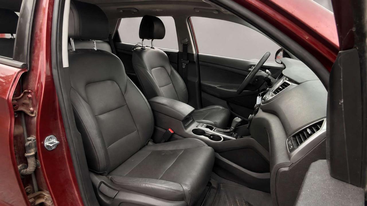 2017 Hyundai Tucson SE   Certified   AWD   No Accident   Sunroof   Leather Photo