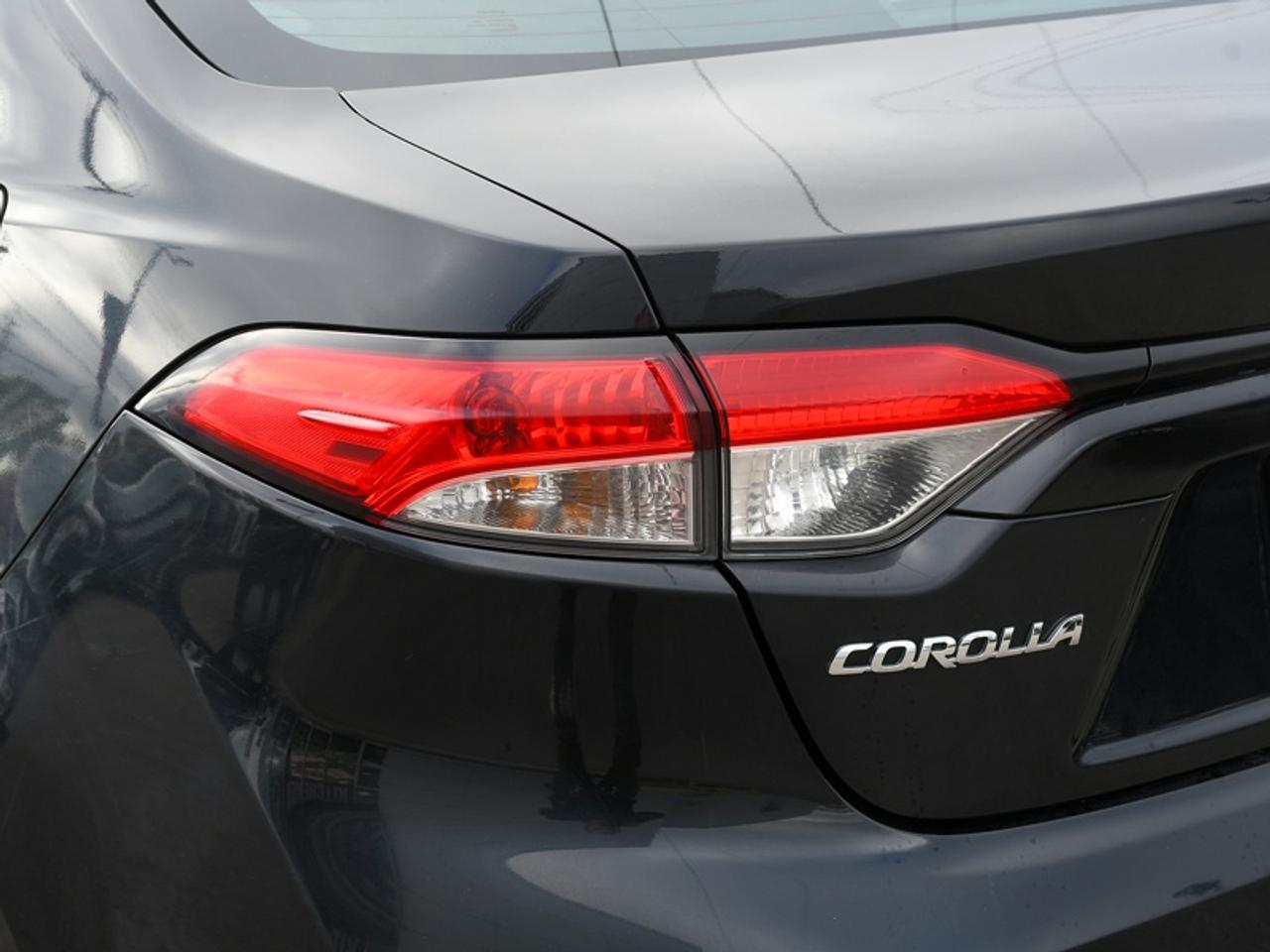 2024 Toyota Corolla LE Upgrade   Sunroof   CarPlay   Android Auto   Heated Seats & Steering   Back up Cam   Alloy Wheels Photo