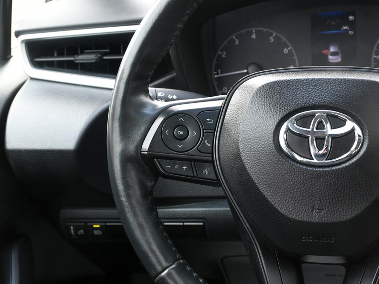 2024 Toyota Corolla LE Upgrade   Sunroof   CarPlay   Android Auto   Heated Seats & Steering   Back up Cam   Alloy Wheels Photo