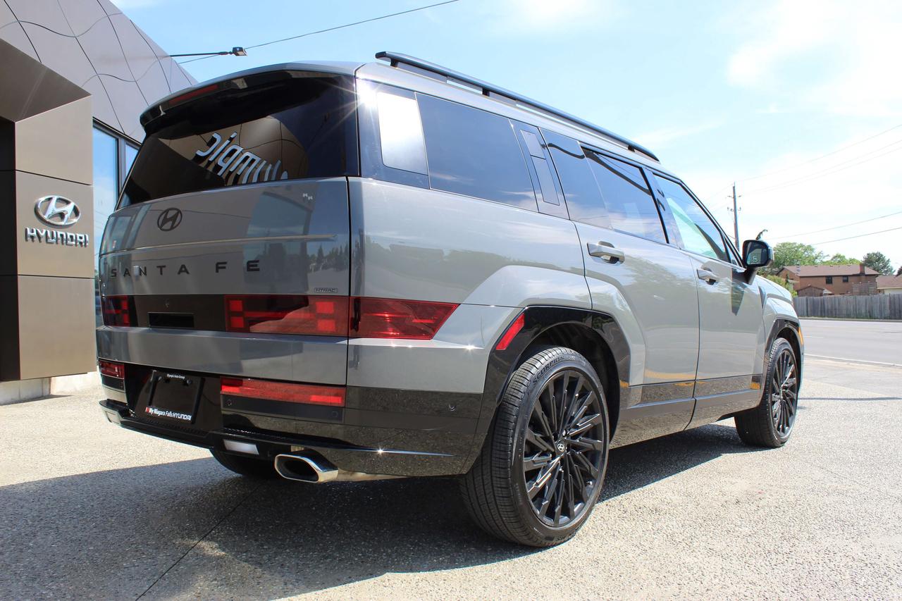 2025 Hyundai Santa Fe ULTIMATE CALLIGRAPHY/ NAPPA LEATHER/ BOSE AUDIO/ 21 RIMS Photo