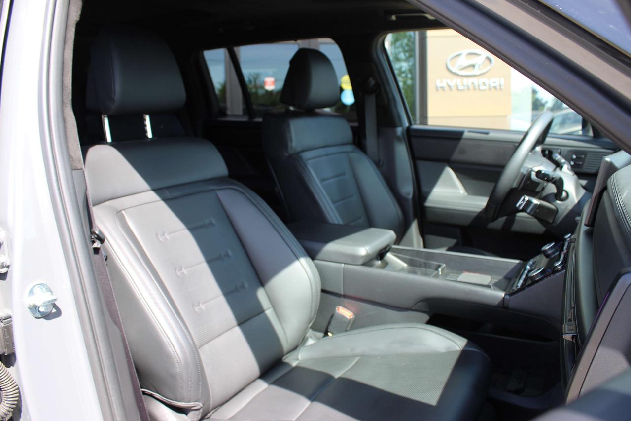 2025 Hyundai Santa Fe ULTIMATE CALLIGRAPHY/ NAPPA LEATHER/ BOSE AUDIO/ 21 RIMS Photo