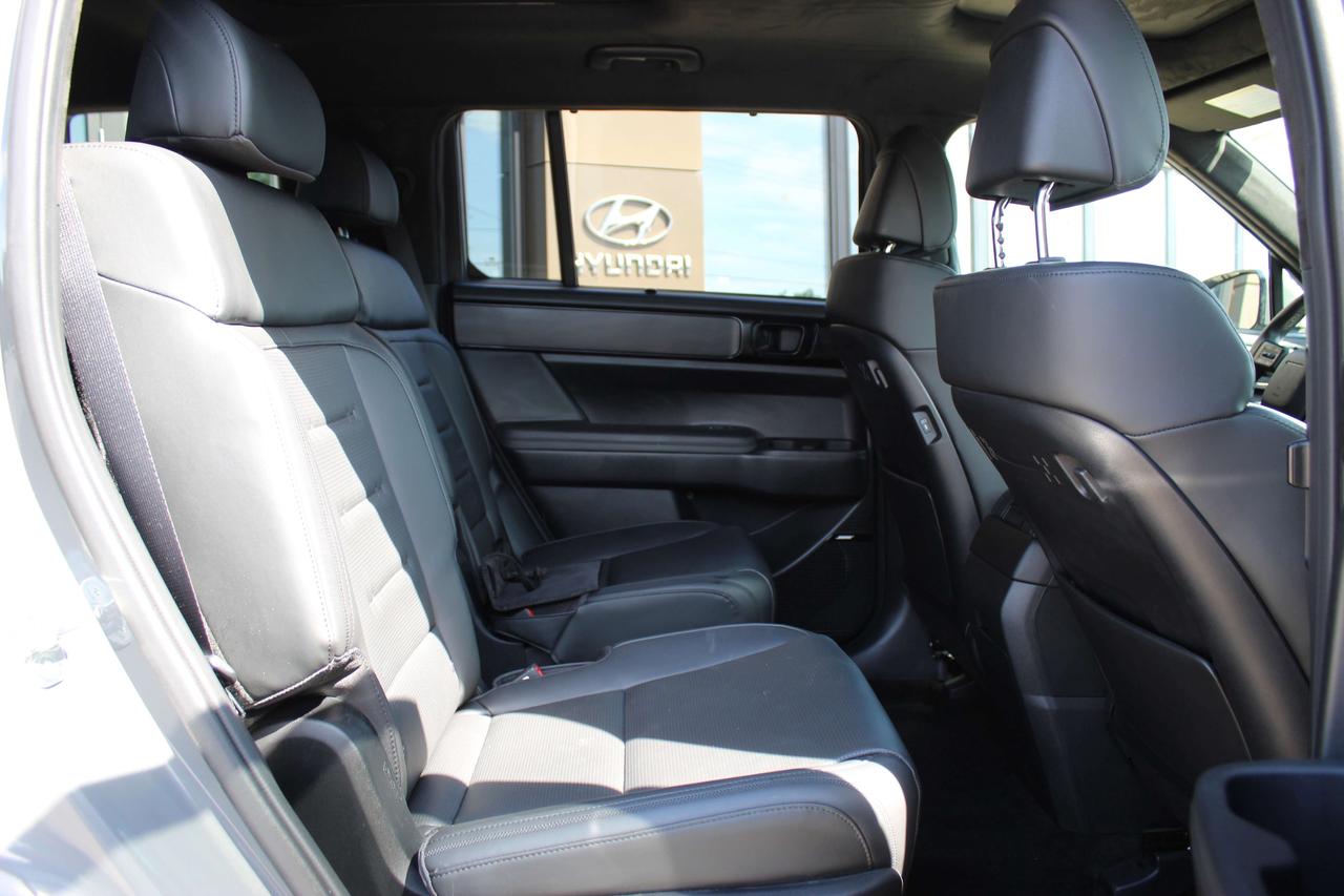 2025 Hyundai Santa Fe ULTIMATE CALLIGRAPHY/ NAPPA LEATHER/ BOSE AUDIO/ 21 RIMS Photo