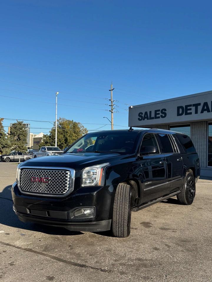 2016 GMC Yukon 4WD 4dr Denali Photo3