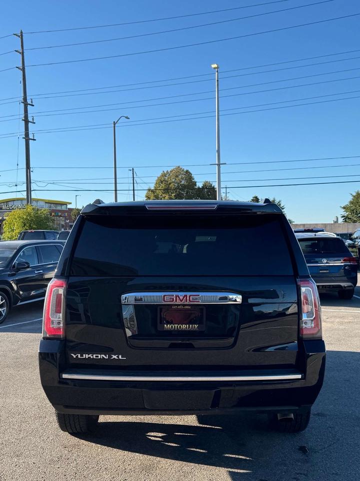 2016 GMC Yukon 4WD 4dr Denali Photo