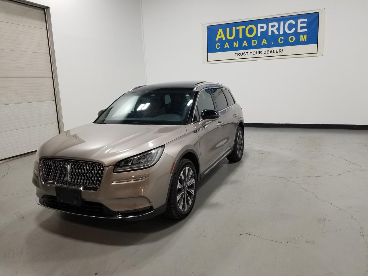 2020 Lincoln Corsair Reserve 4dr All-Wheel Drive Photo2