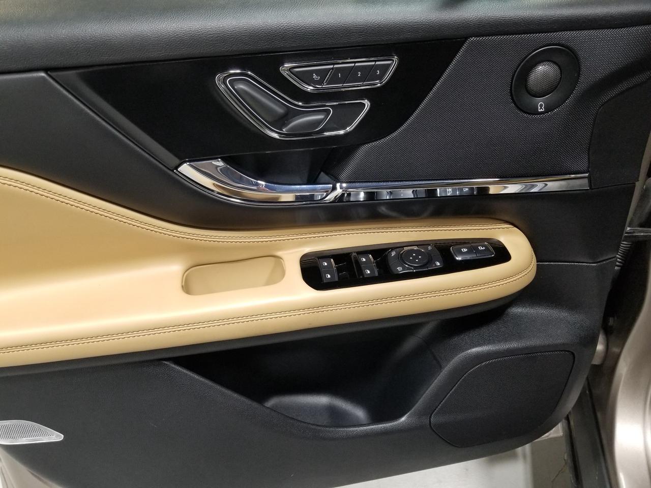 2020 Lincoln Corsair Reserve 4dr All-Wheel Drive Photo