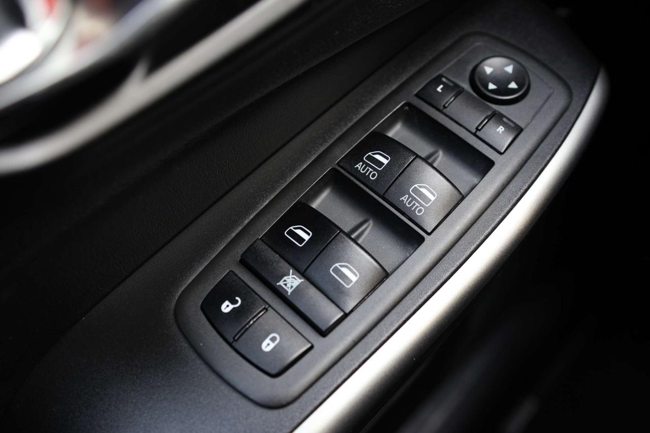 2021 Jeep Cherokee 80TH ANNIVERSARY-4x4-R STARTER/NAV/BCAM/BLIS/LEATHER/H SEATS/KEYLESS/CARPLAY/PANOROOF Photo