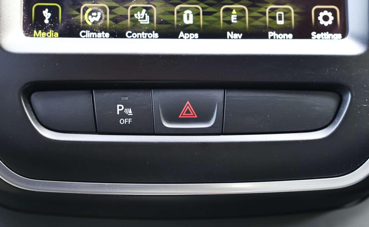 2021 Jeep Cherokee 80TH ANNIVERSARY-4x4-R STARTER/NAV/BCAM/BLIS/LEATHER/H SEATS/KEYLESS/CARPLAY/PANOROOF Photo
