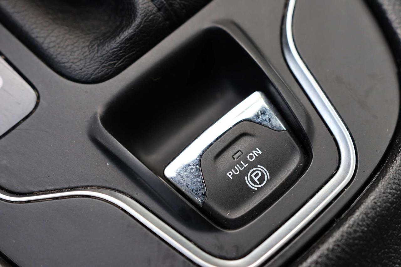 2021 Jeep Cherokee 80TH ANNIVERSARY-4x4-R STARTER/NAV/BCAM/BLIS/LEATHER/H SEATS/KEYLESS/CARPLAY/PANOROOF Photo