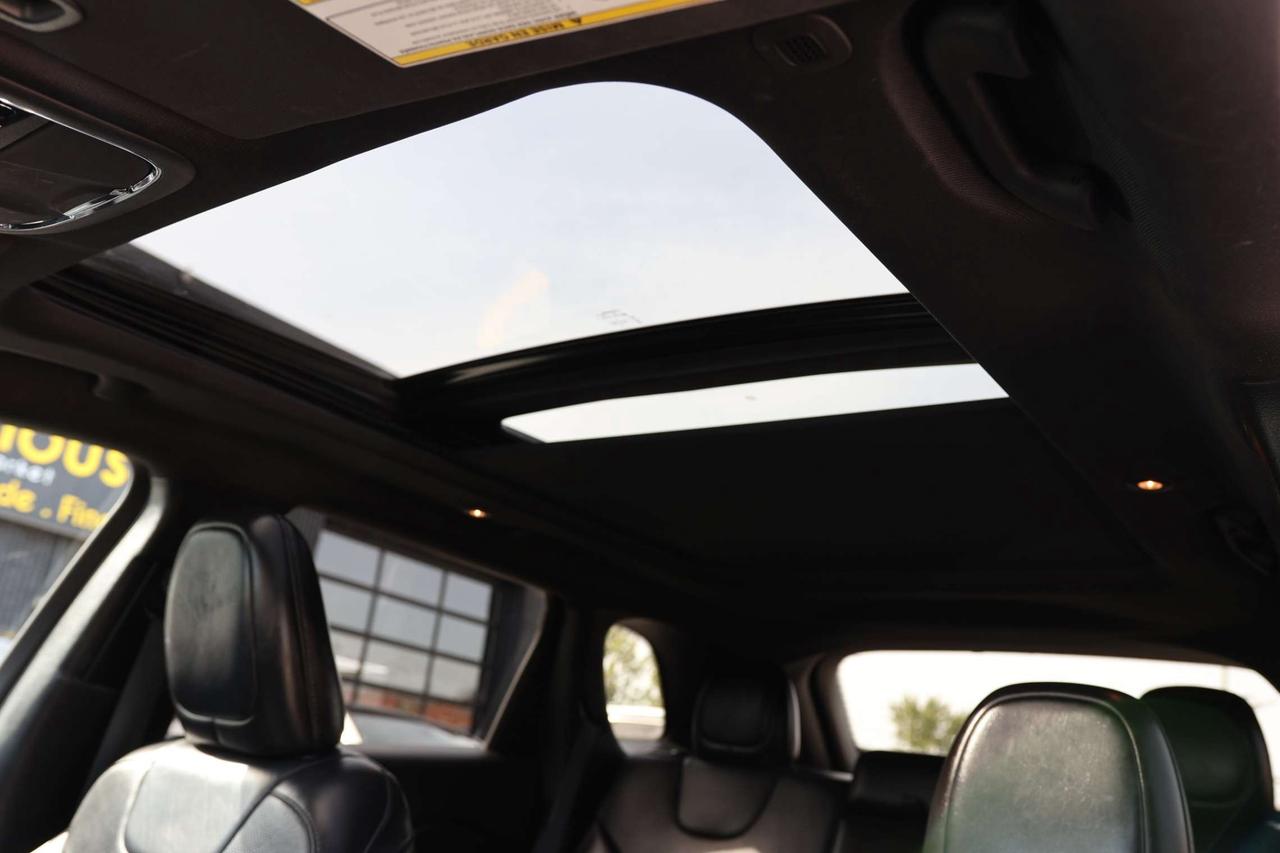 2021 Jeep Cherokee 80TH ANNIVERSARY-4x4-R STARTER/NAV/BCAM/BLIS/LEATHER/H SEATS/KEYLESS/CARPLAY/PANOROOF Photo