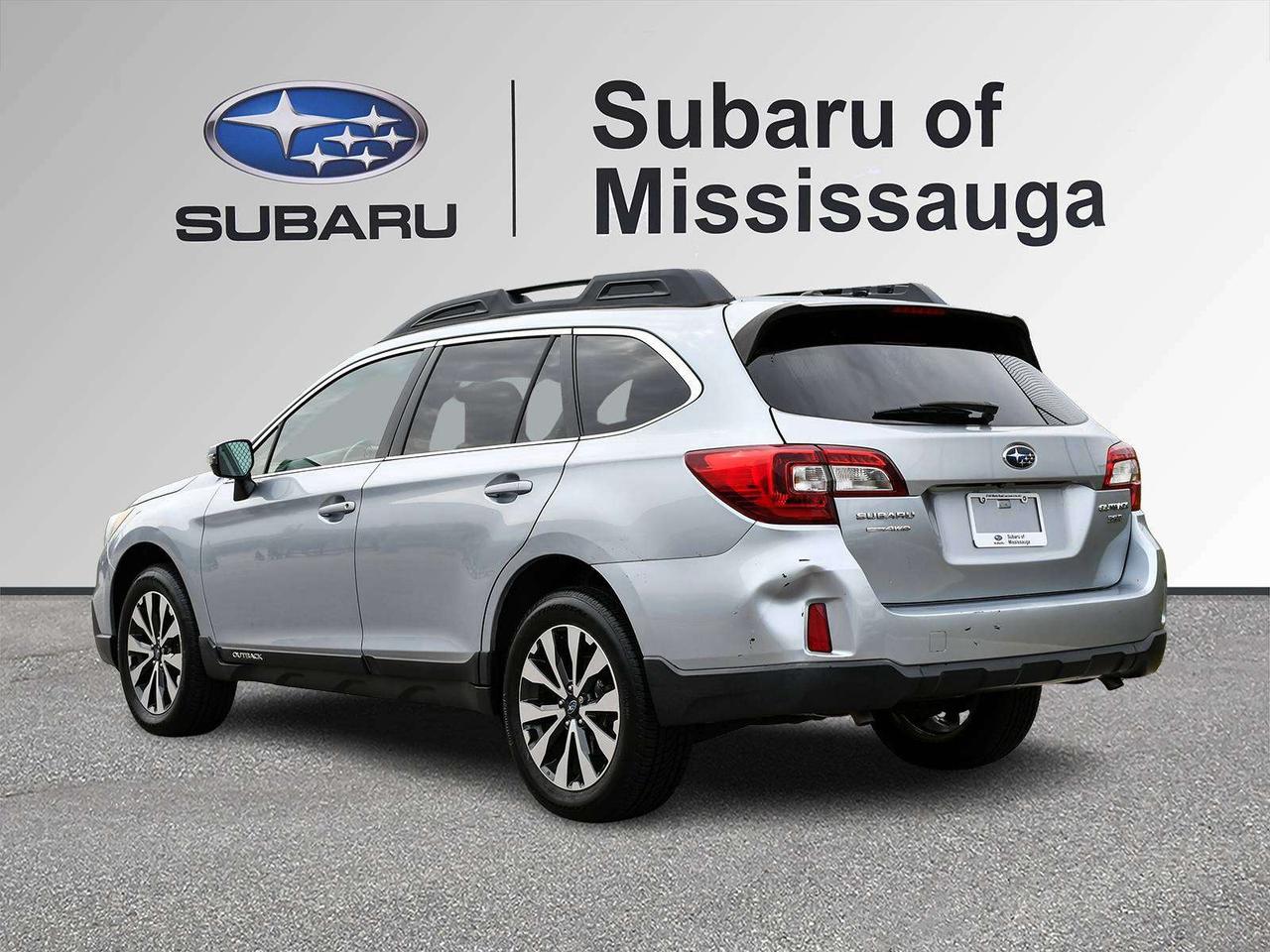 2015 Subaru Outback LIMITED Photo