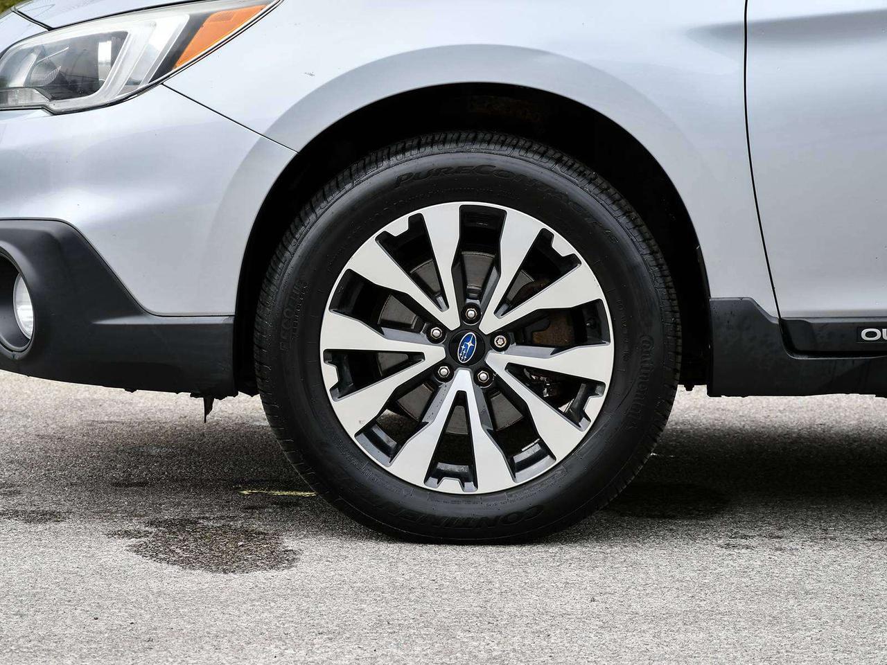 2015 Subaru Outback LIMITED Photo