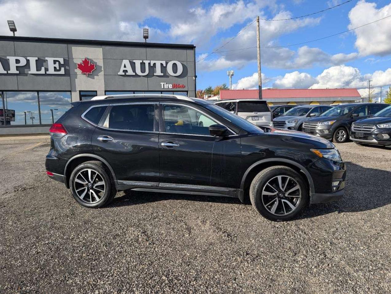 2017 Nissan Rogue SL PLATINUM AWD   NAV   LEATHER   PANOROOF  CAMERA Photo4