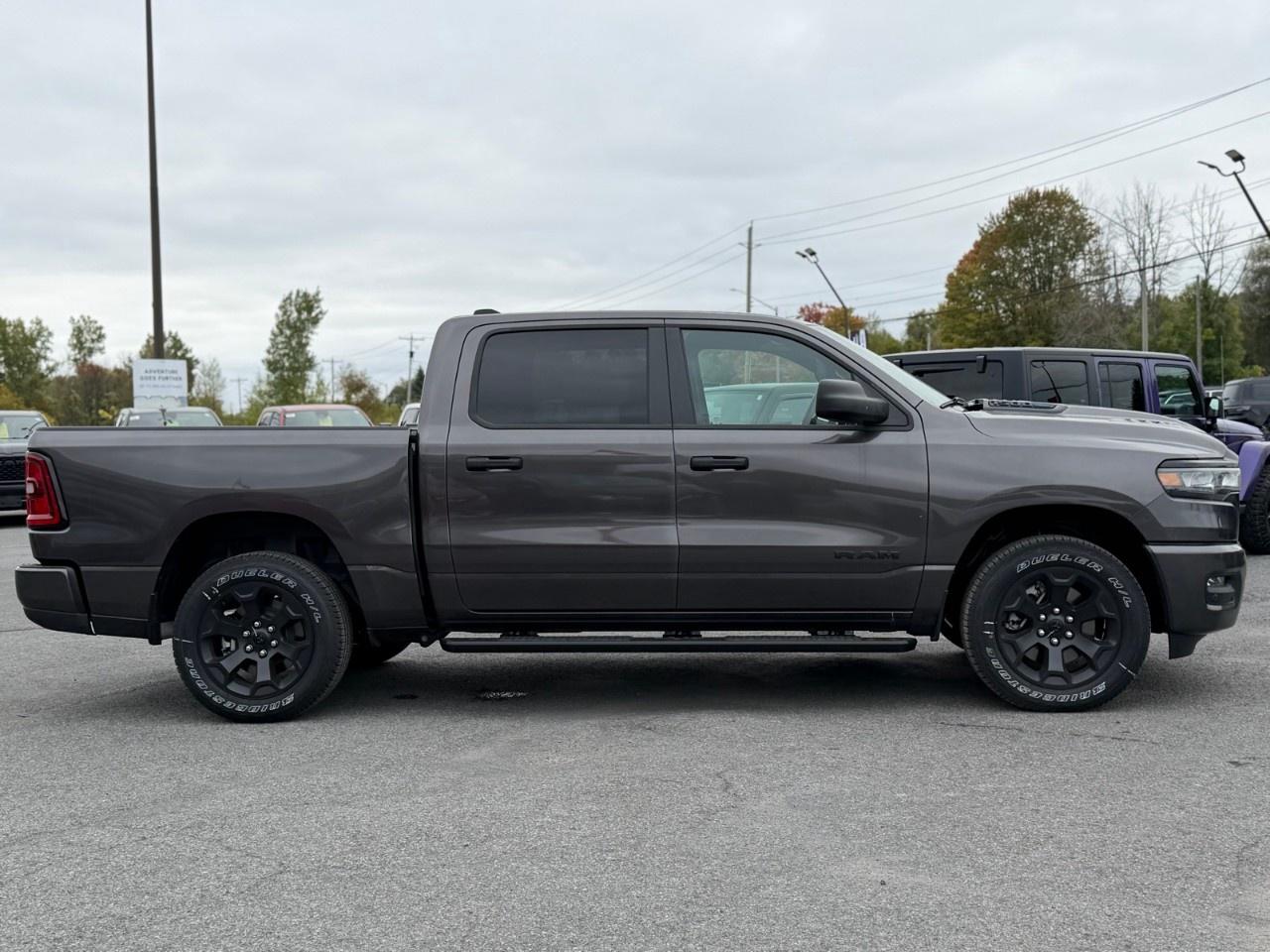 2026 RAM 1500 Express 4x4 Crew Cab 5'7" Box Photo