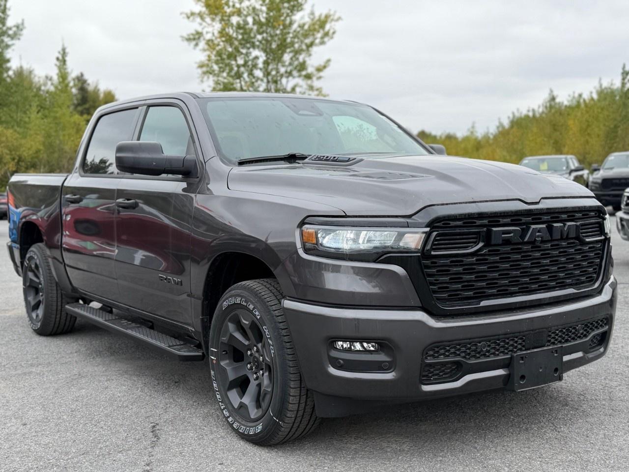 2026 RAM 1500 Express 4x4 Crew Cab 5'7" Box Photo
