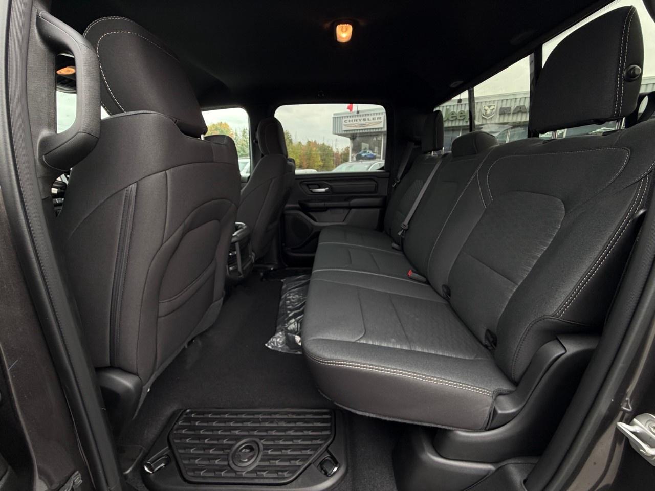 2026 RAM 1500 Express 4x4 Crew Cab 5'7" Box Photo