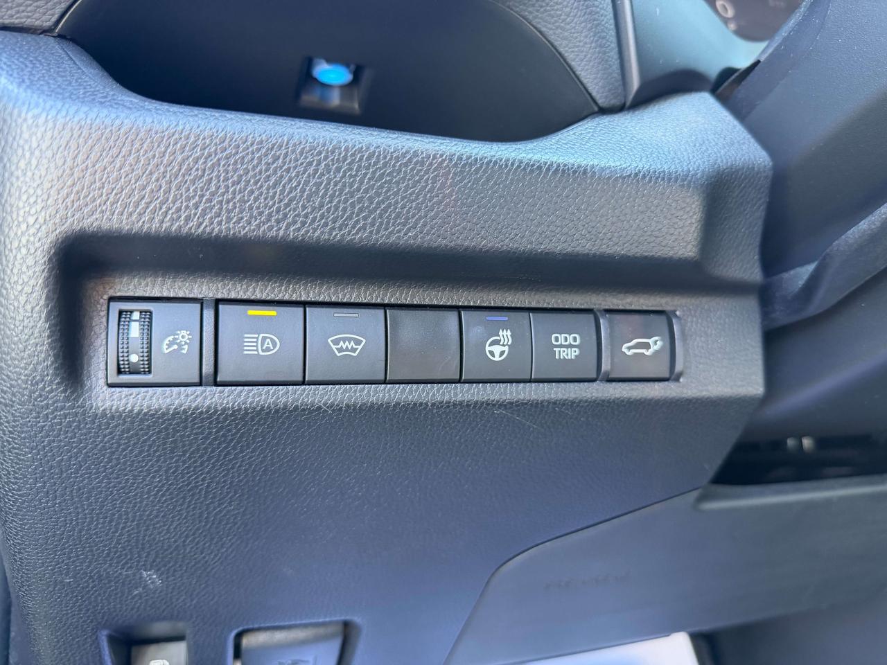 2024 Toyota RAV4 XSE-HYBRID/LOW KM/1 OWNER/BSM/ROOF/ACC/AWD/2.5L Photo