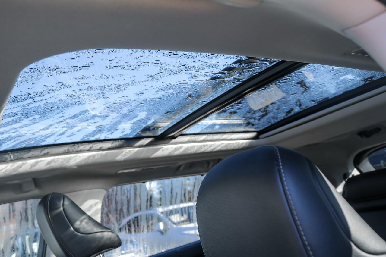 2020 Toyota Highlander Limited 4dr All-Wheel Drive Photo