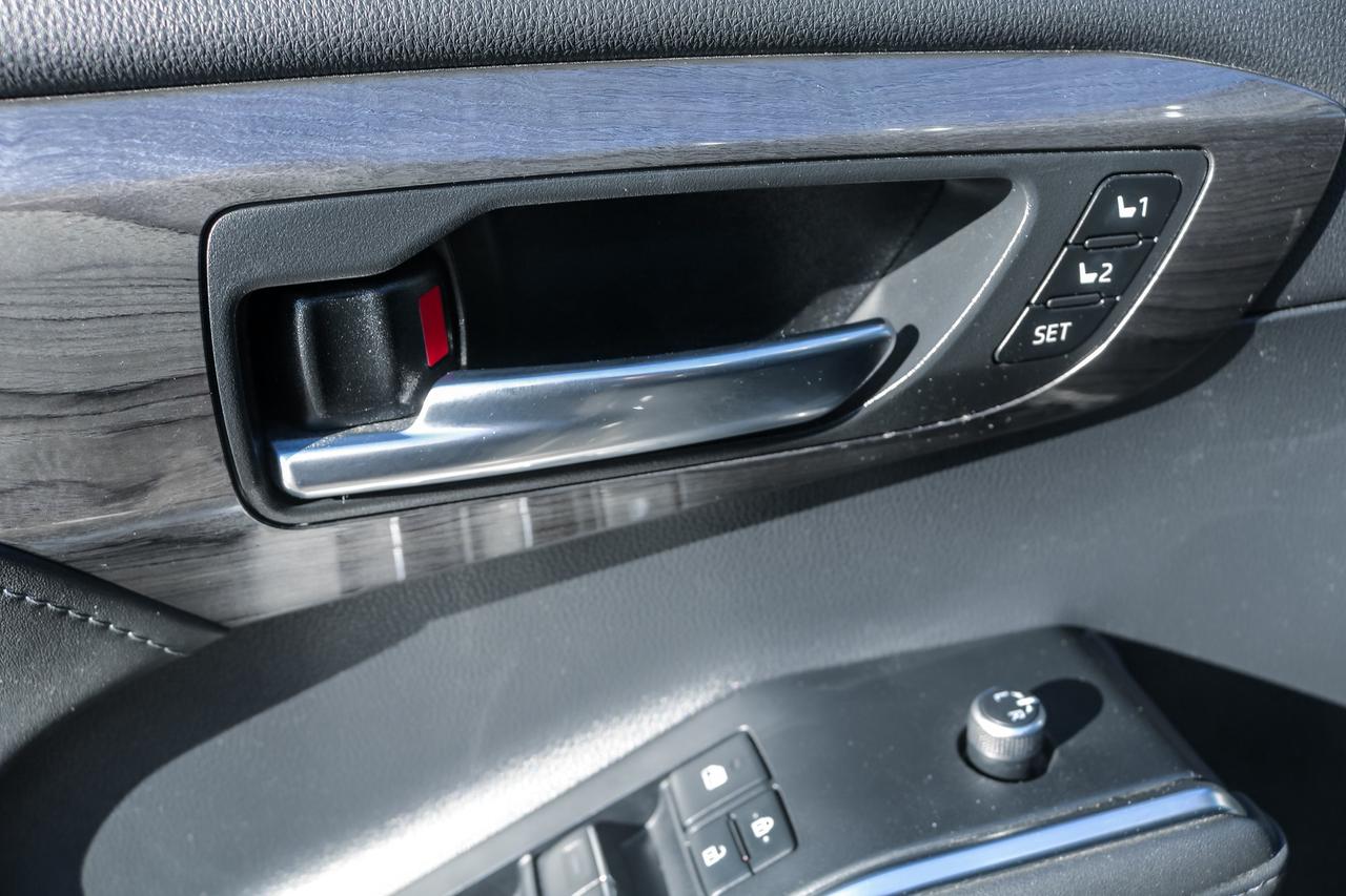 2020 Toyota Highlander Limited 4dr All-Wheel Drive Photo