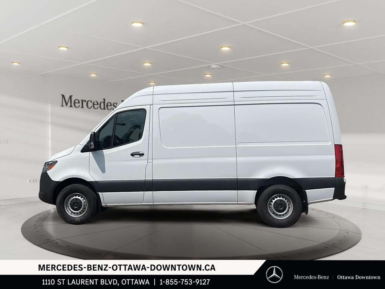 2026 Mercedes-Benz Sprinter 2500 Standard Roof I4 Diesel 144 Photo