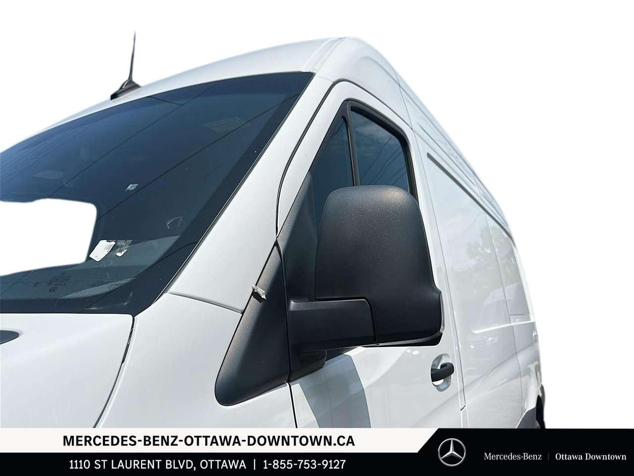 2026 Mercedes-Benz Sprinter 2500 Standard Roof I4 Diesel 144 Photo