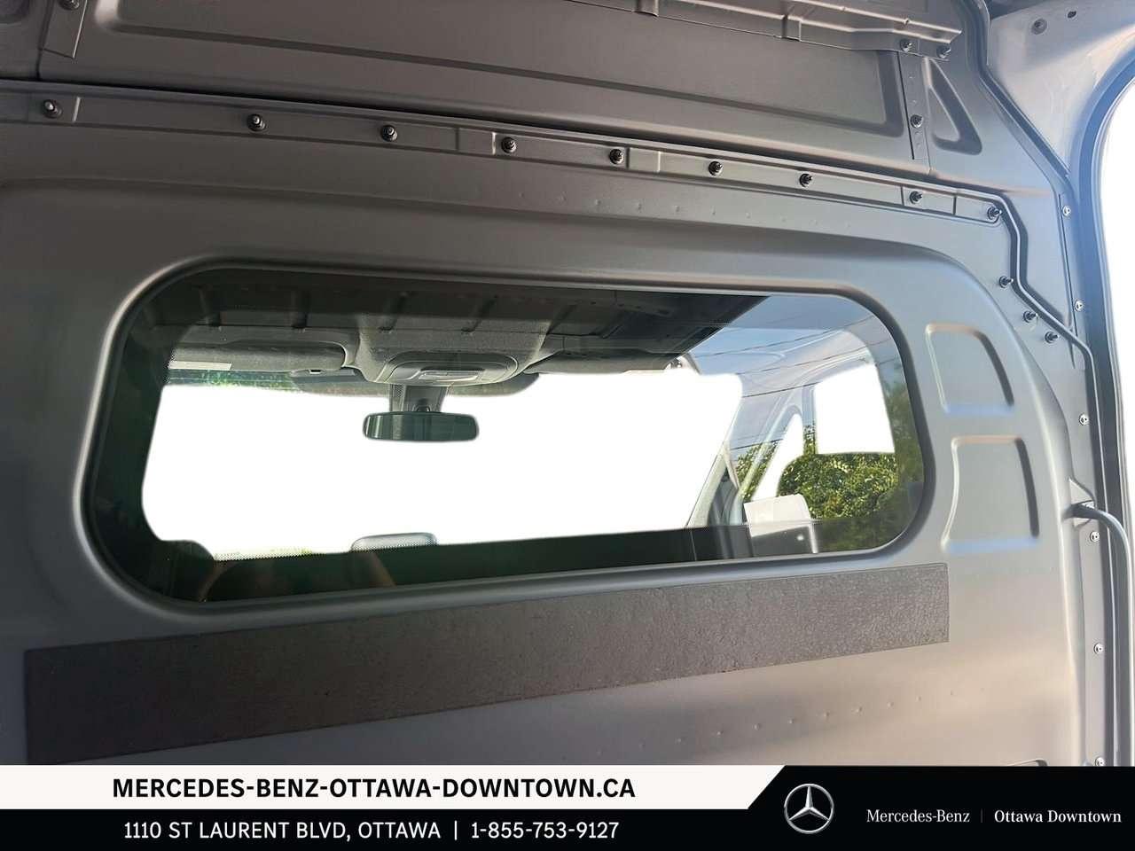 2026 Mercedes-Benz Sprinter 2500 Standard Roof I4 Diesel 144 Photo