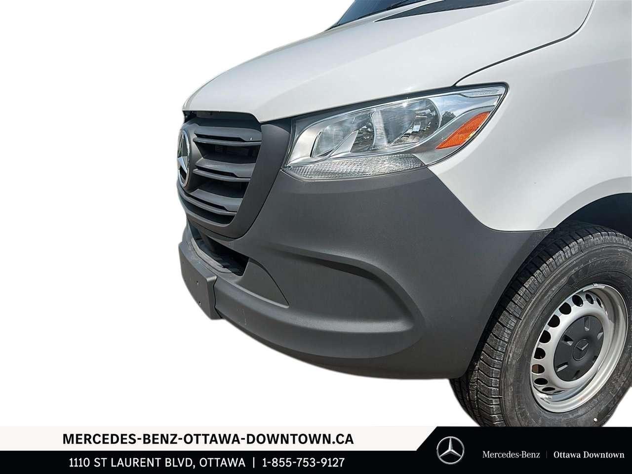 2026 Mercedes-Benz Sprinter 2500 Standard Roof I4 Diesel 144 Photo