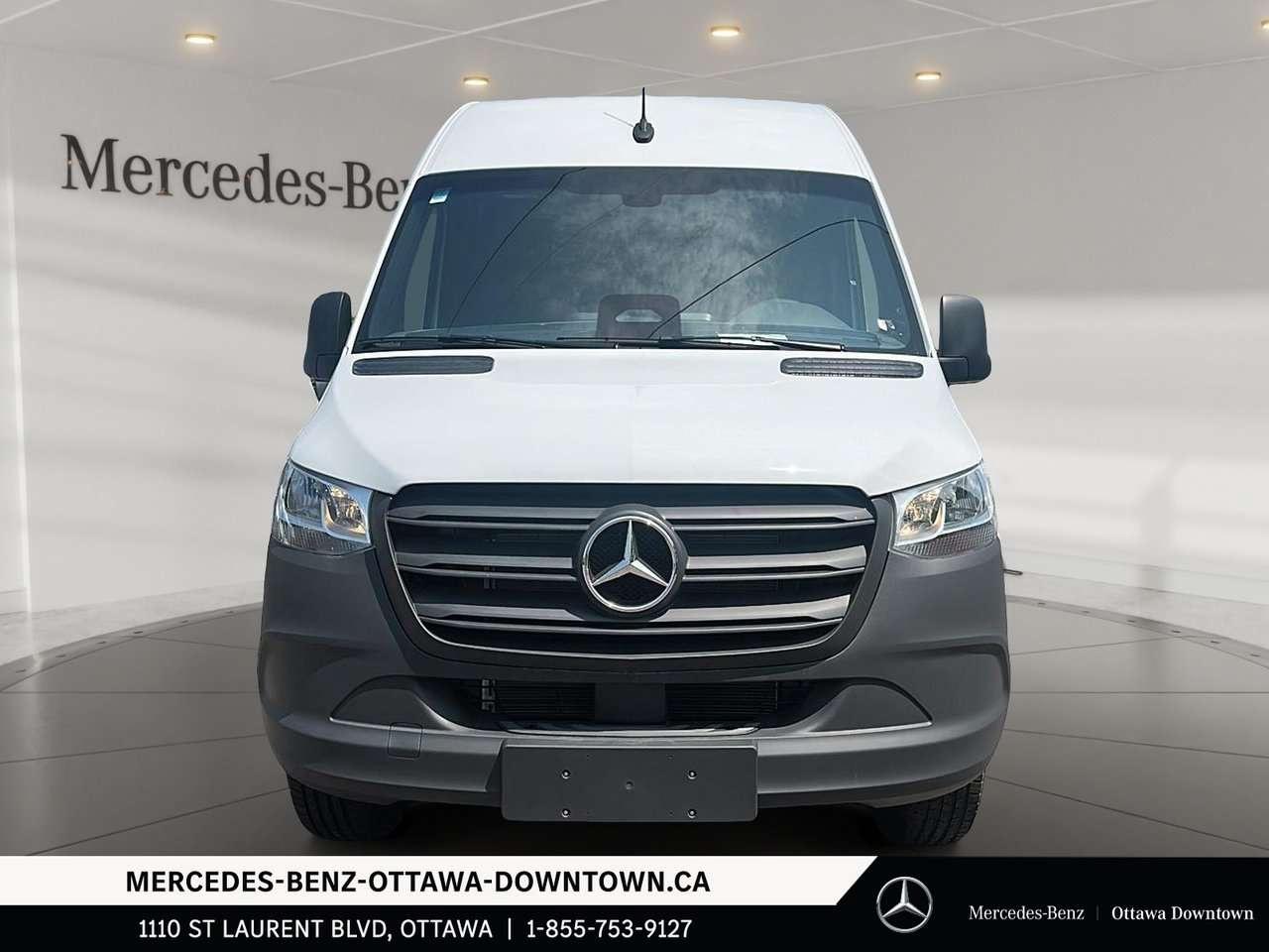 2026 Mercedes-Benz Sprinter 2500 Standard Roof I4 Diesel 144 Photo5