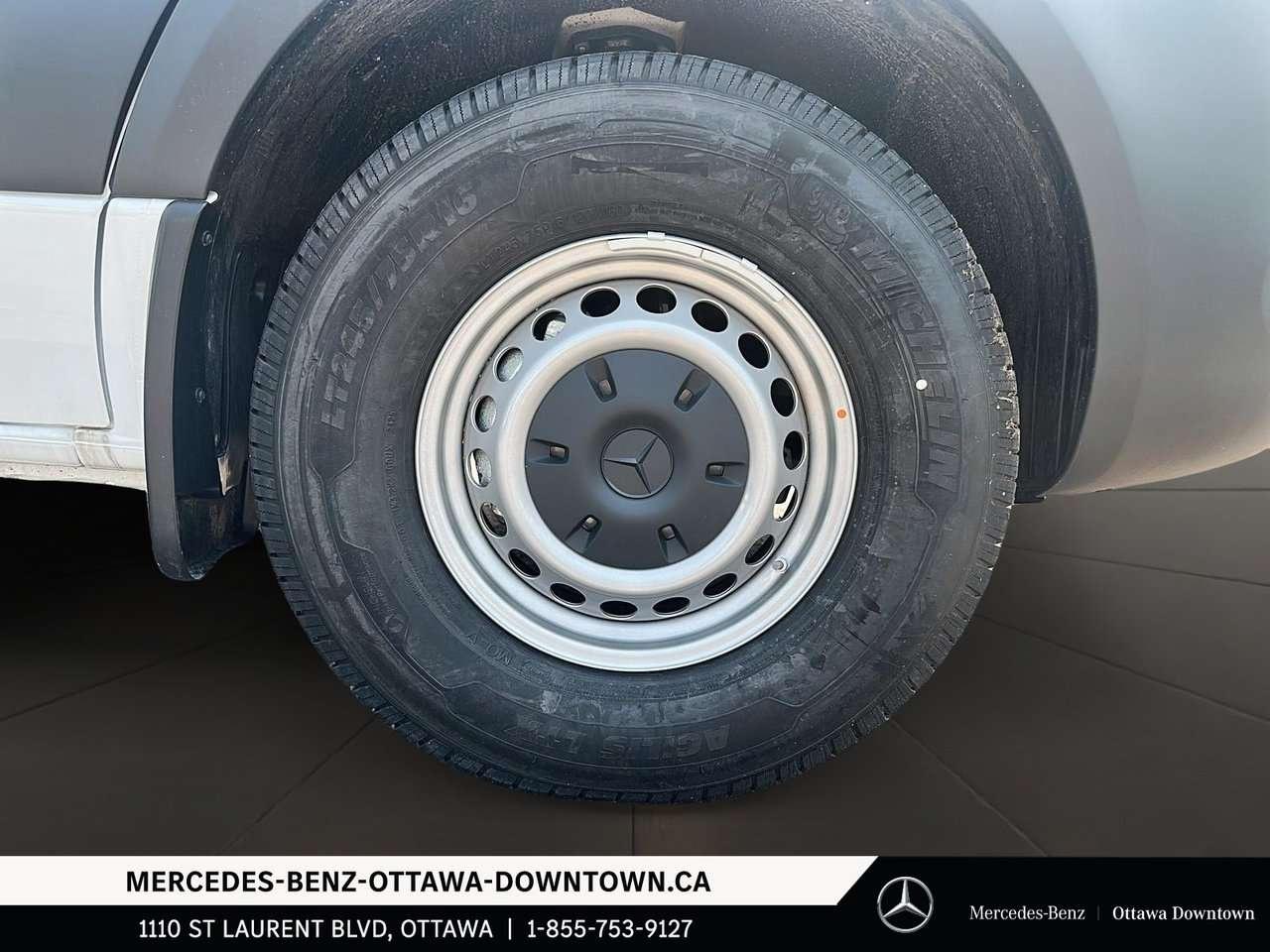 2026 Mercedes-Benz Sprinter 2500 Standard Roof I4 Diesel 144 Photo
