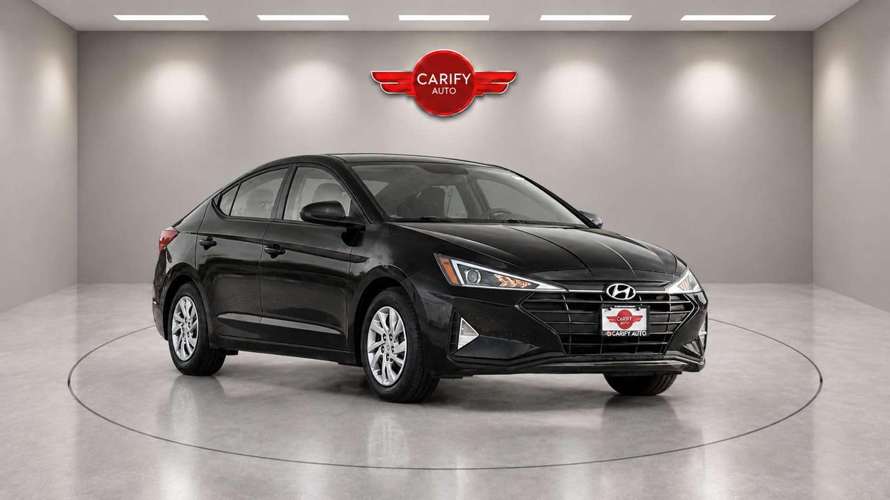 2020 Hyundai Elantra Essential   Certified   One Owner Photo