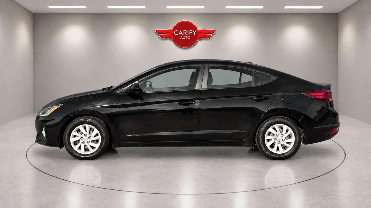 2020 Hyundai Elantra Essential   Certified   One Owner Photo4