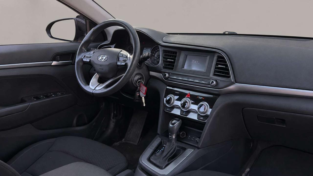 2020 Hyundai Elantra Essential   Certified   One Owner Photo