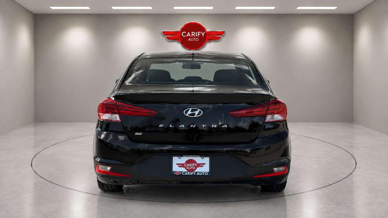 2020 Hyundai Elantra Essential   Certified   One Owner Photo
