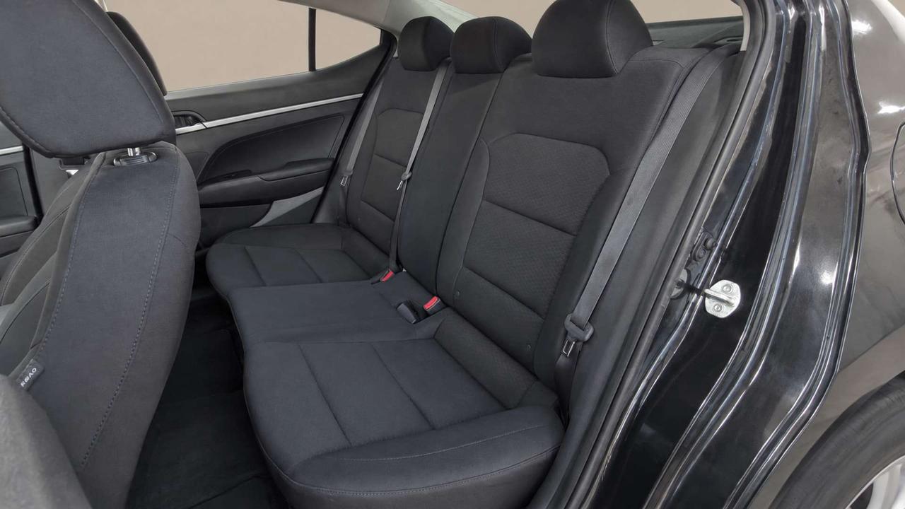 2020 Hyundai Elantra Essential   Certified   One Owner Photo