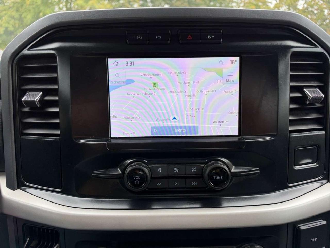 2023 Ford F-150 XLT 4WD SuperCrew 6.5' Box * NO ACCIDENTS / DRIVER ASSIST / CARPLAY Photo