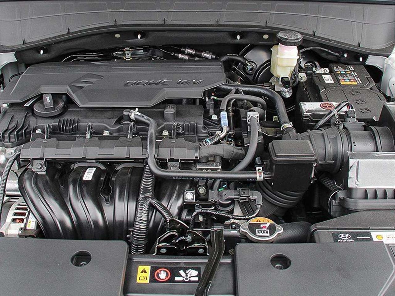 2027 Hyundai KONA 2.0L Preferred AWD w/Trend Package demo used Photo3