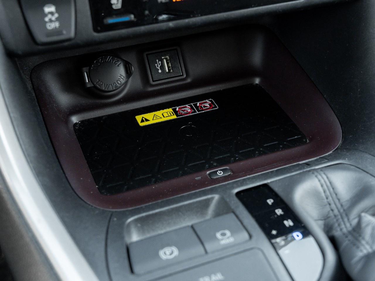 2024 Toyota RAV4 Hybrid Limited AWD Photo