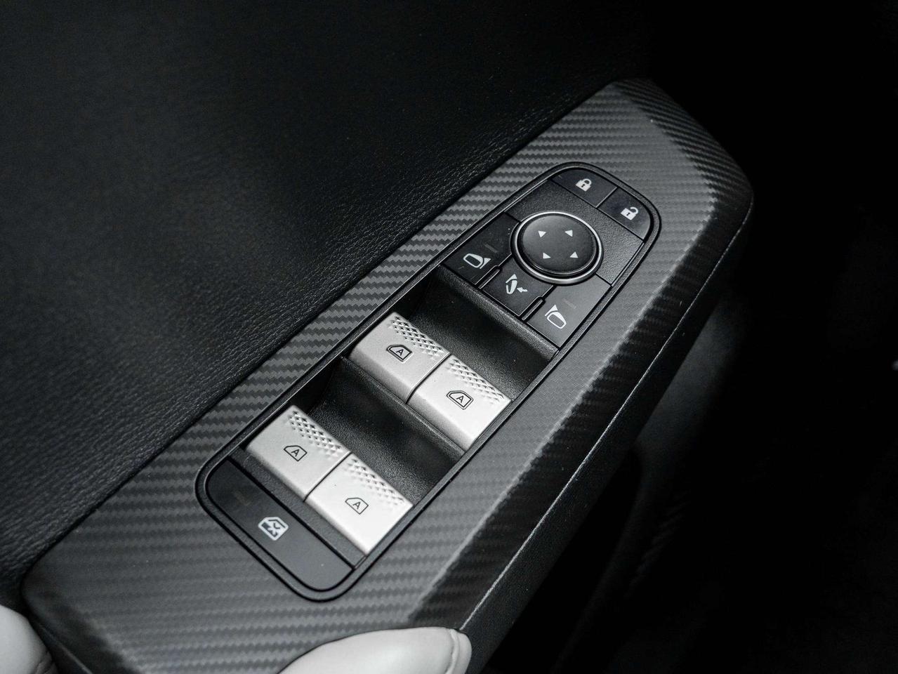 2023 Mitsubishi Outlander SEL S-AWC CPO FINANCE RATES FOR AS LOW AS 0.90% Photo