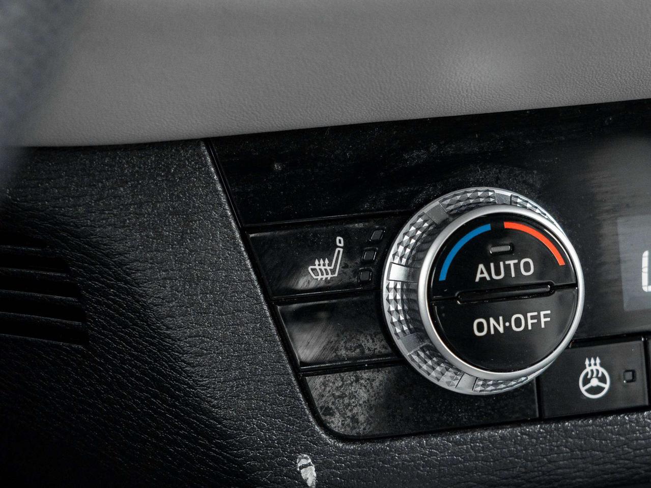 2023 Mitsubishi Outlander SEL S-AWC CPO FINANCE RATES FOR AS LOW AS 0.90% Photo