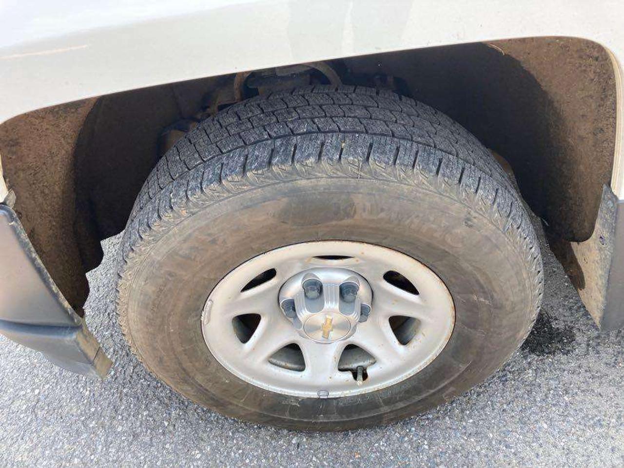 2018 Chevrolet Silverado 1500 4WD Crew Cab 143.5 Work Truck Photo4
