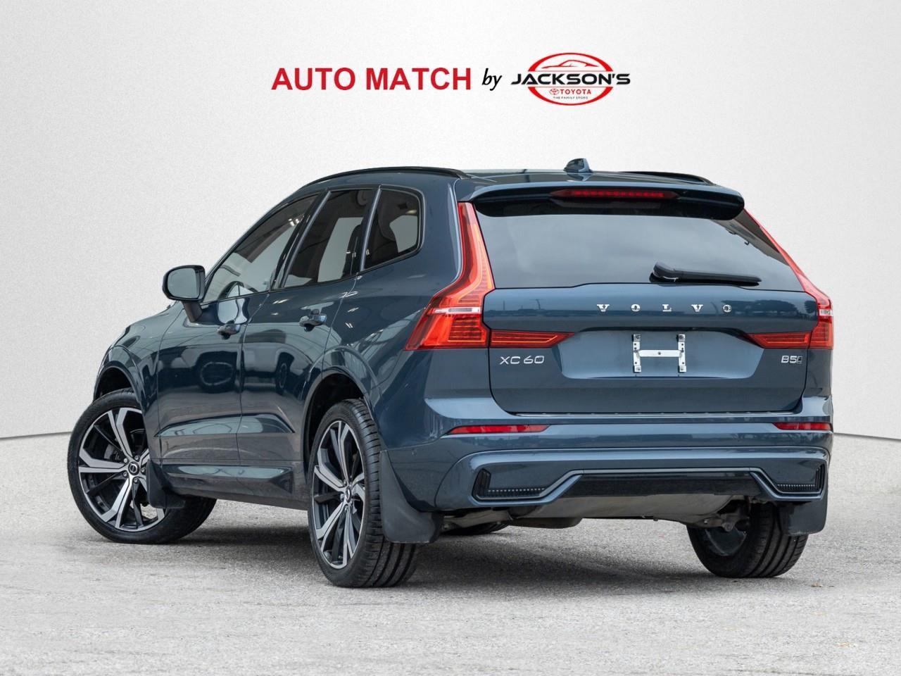 2024 Volvo XC60 B5 Ultimate Dark Theme 4dr All-Wheel Drive Sport Utility Photo