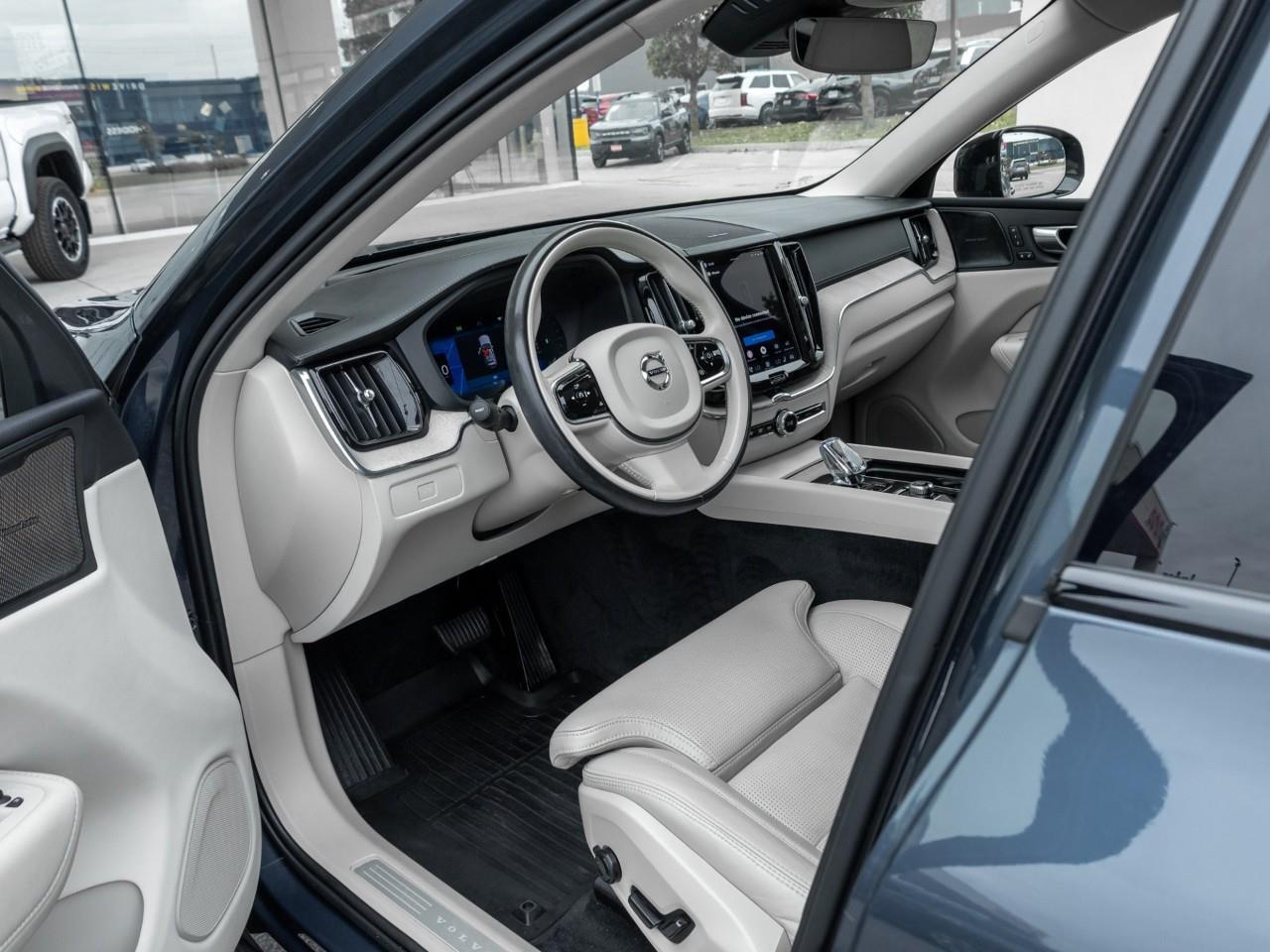 2024 Volvo XC60 B5 Ultimate Dark Theme 4dr All-Wheel Drive Sport Utility Photo